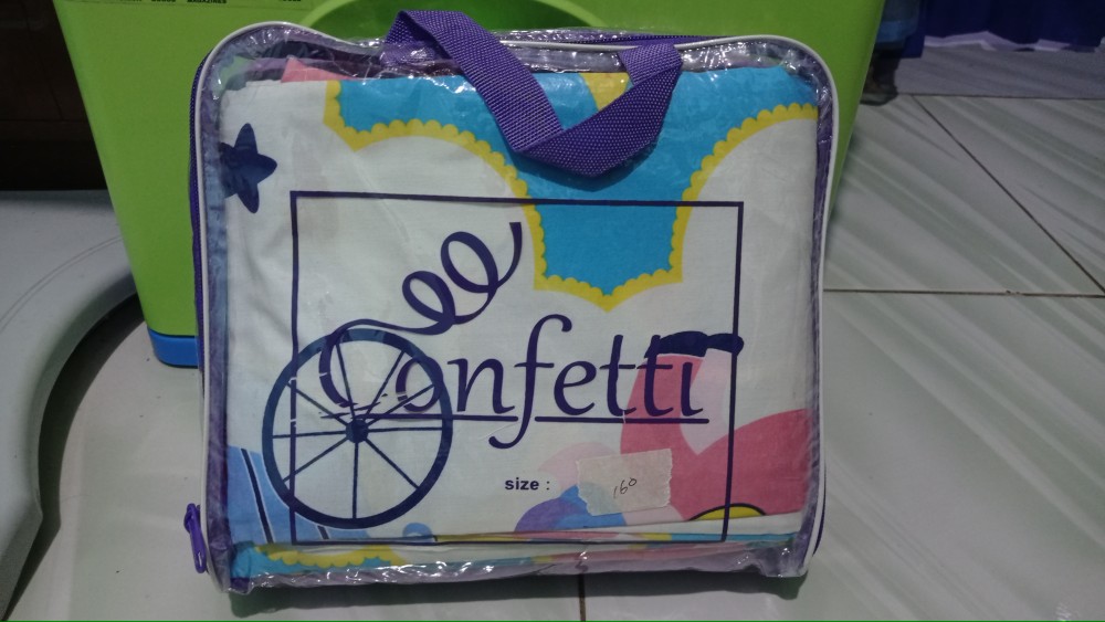 Sprei Kaos Adem Anti Kusut Anti Geser