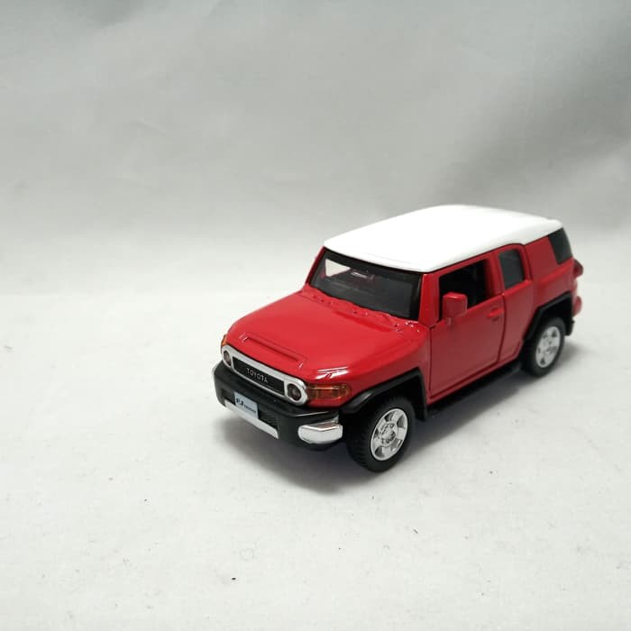 MSZ Diecast Apolo Toyota FJ Cruiser Skala 1.38 Merah