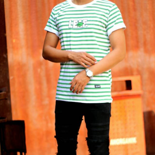 Kaos distro pria leaf salur hijau putih az