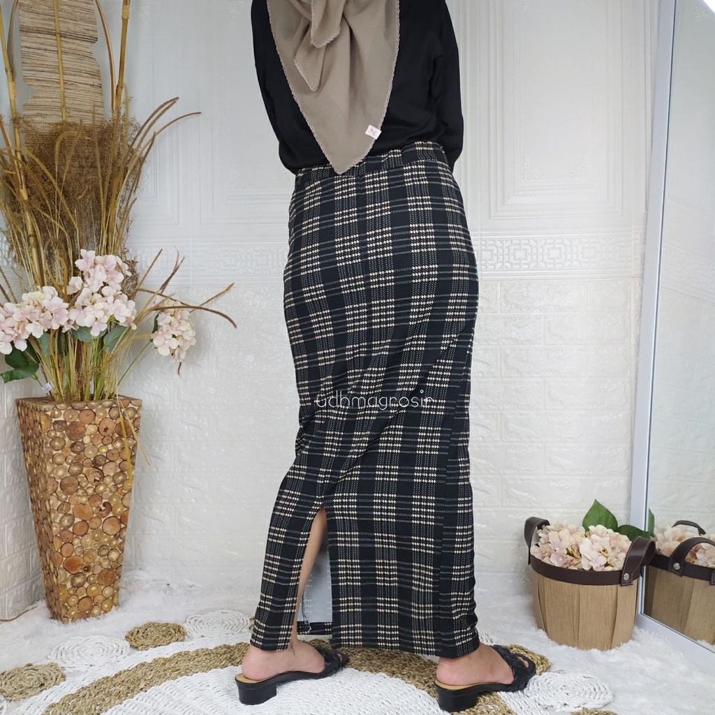 ROK SPAN TARTAN / ROK MOTIF KOTAK KOTAK PANJANG / ROK TARTAN MURAH DAN TEBAL