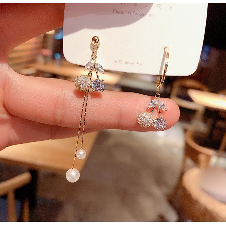 Anting Tusuk Gantung Bahan Sterling Silver 925 Desain Buah Ceri Hias Zircon Gaya Korea Untuk Wanita