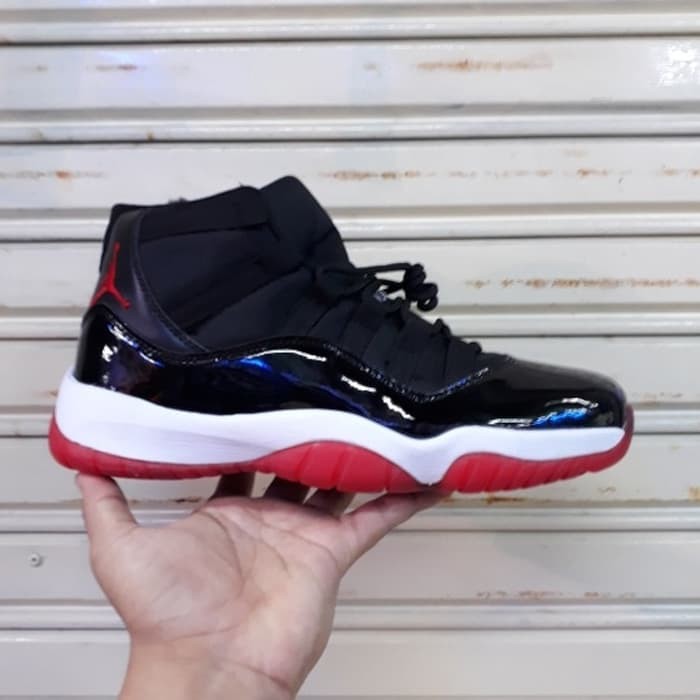 SUPER DISKON Sepatu Nike Air Jordan Retro 11 BR - Merah 40