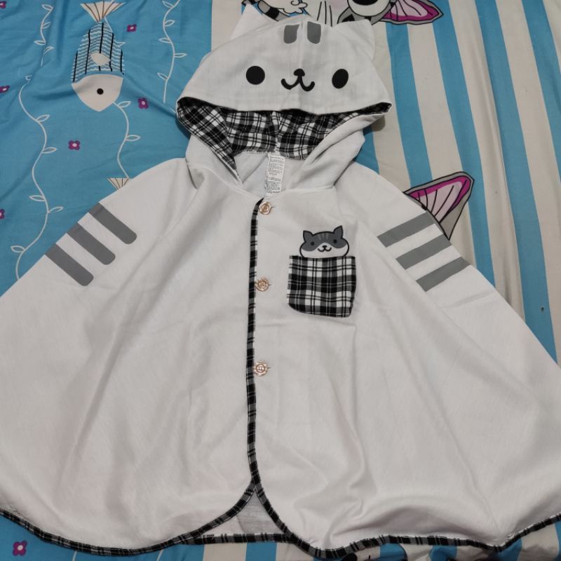 Preloved Poncho Hoodie Neko Atsume