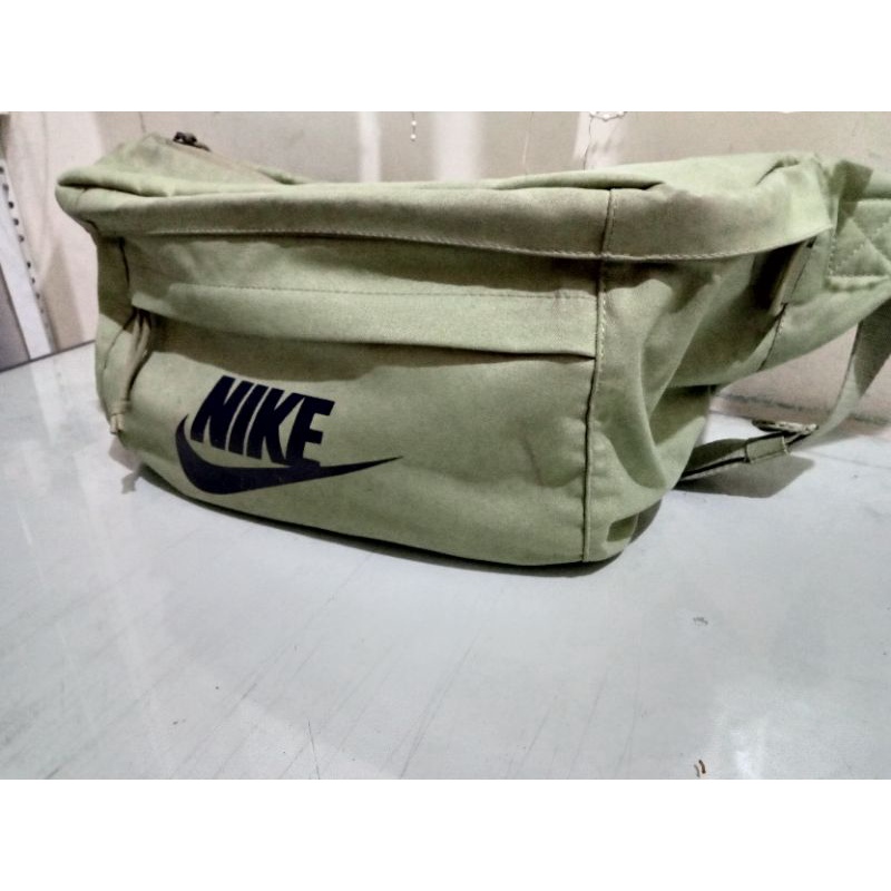 Tas Slempang NIKE TECH HIP PACK 10L Original