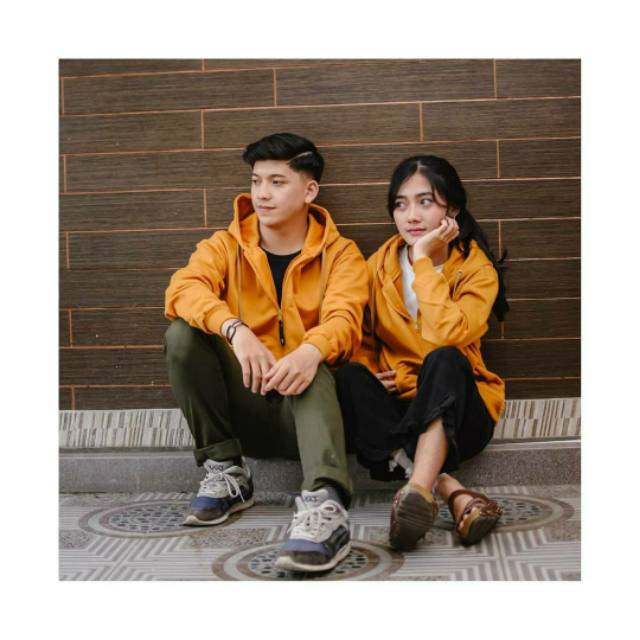 sweater hoodie zipper  polos bisa couple maupun satuan bisa grosir murah berkualitas
