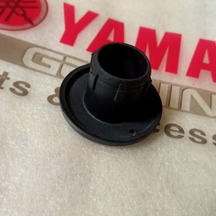 Karet tutup segitiga shock depan Yamaha Aerox Lexi B65