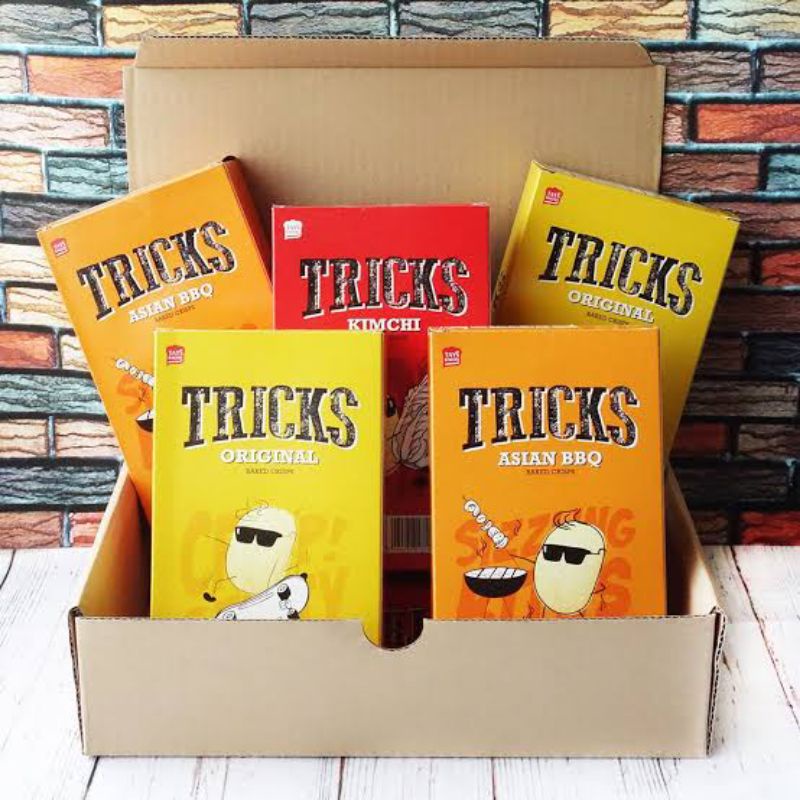 

Tricks Biscuit Kentang Potato Baked Chips BOX