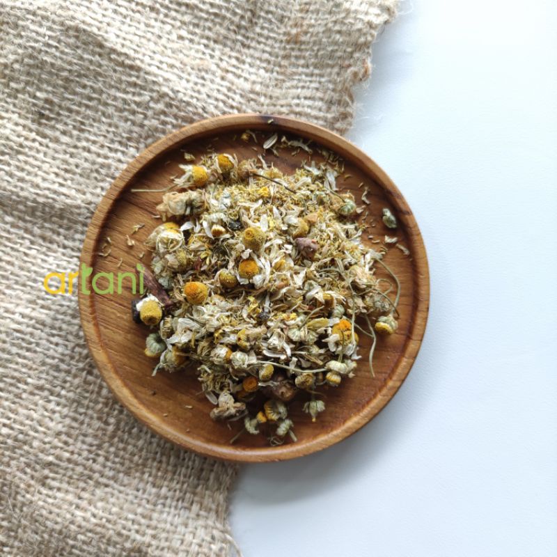

Bunga Chamomile Kering / Dried Chamomile Flower / Teh Bunga Chamomile