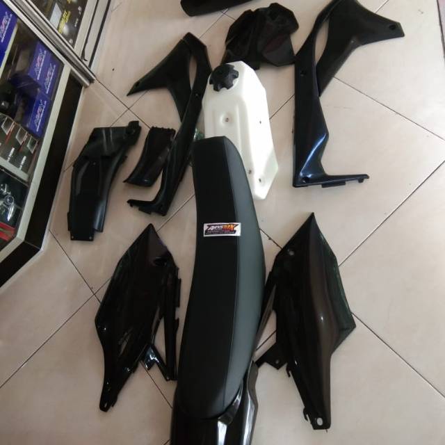 BODY SET KX 450 PNP KLX150