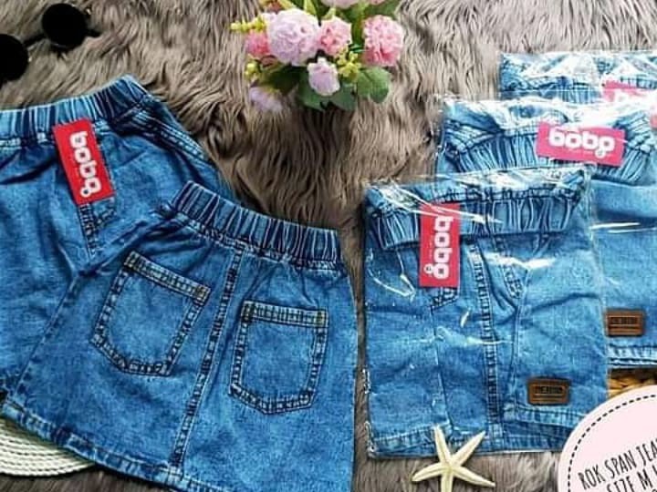 Sarimbit/couple Batik Keluarga Sania Ruffle Ndoro Jowi Batik Couple Keluarga Terkomplit Dan Terbaru