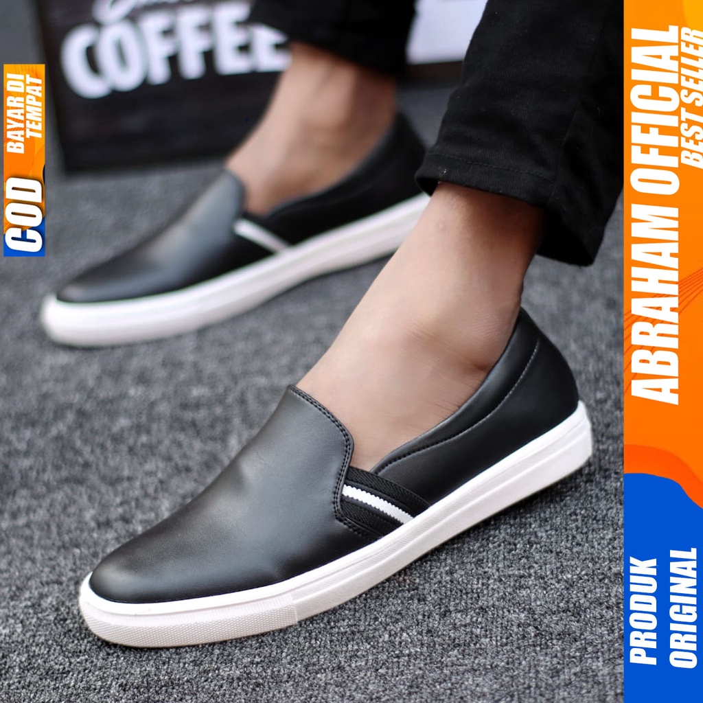 Abraham Nue - Sepatu Slip On Santai Casual Hitam Pria Original