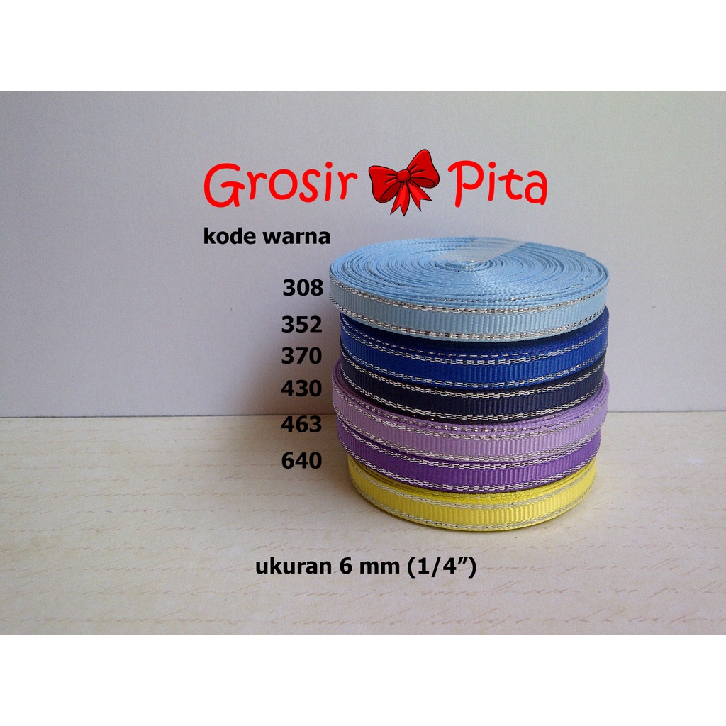 

(25 yard) Pita Grosgrain Glitter Silver ukuran 0,6 cm (1/4″) pg 2 | Pita Premium | Toko Bahan Craft | Grosir Pita