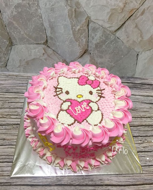 

Kue tart karakter #hellokitty #blackforestcake #kueultah