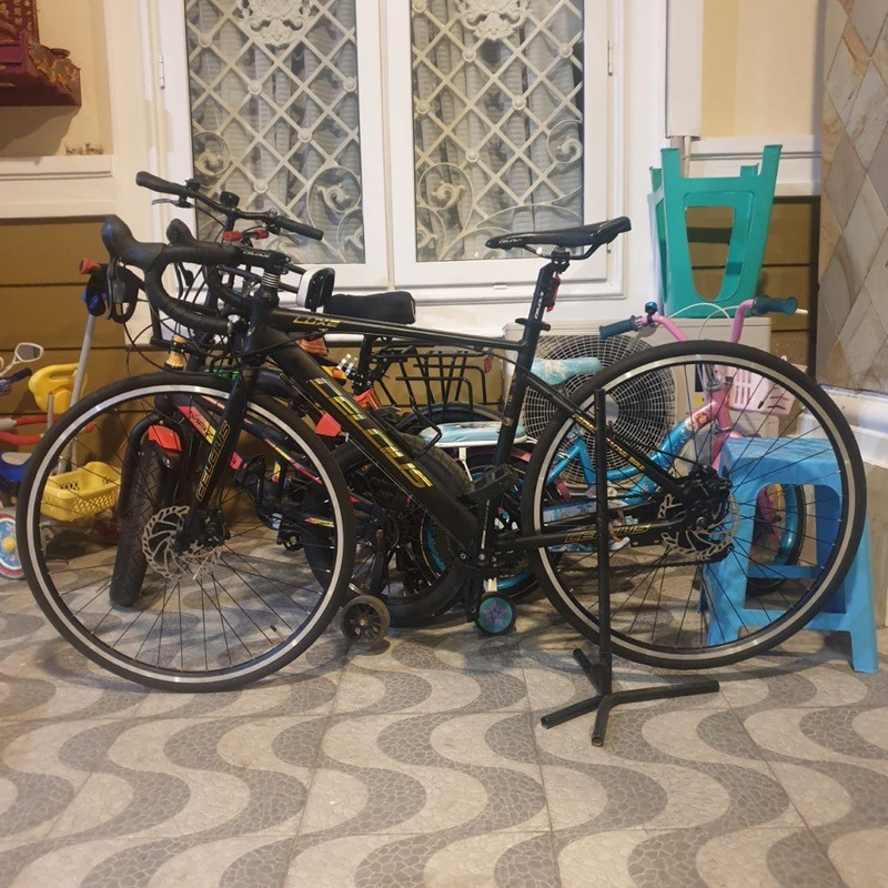 Sepeda roadbike celcius 700c  [bekas, pembelian sep2020]