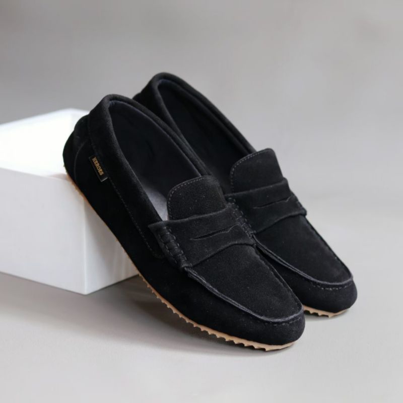 Xshoesbdg.id x Onah Sepatu Slip On Pria Sepatu Casual Formal Antislip Santai Kerja Kondangan