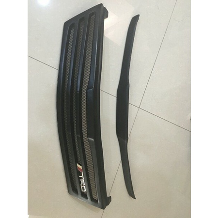 grill racing innova 2012-2013 dan emblem trd