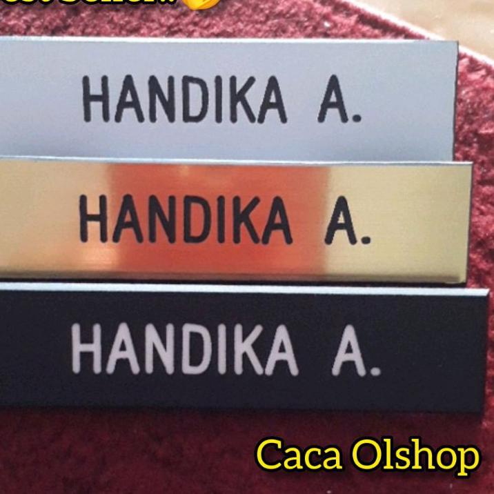 

Seller WGIBM Papan Nama Dada PDH PNS Siswa Akrilik/Name Tag Hitam Dove Gold Putih Peniti Paku Magnet