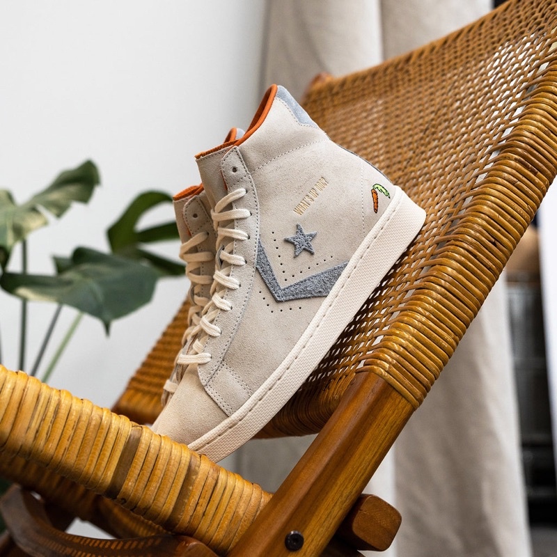 Converse x Bugs Bunny Pro Hi Natural Ivory Egret Grey Original / Converse x Bugs Bunny Original Mura