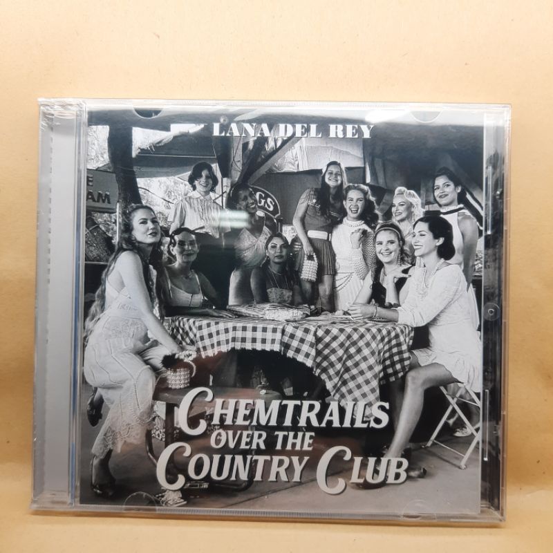 CD. LANA DEL REY Chemtrails Over The Country Club