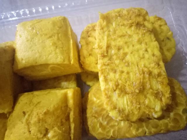 

RB Tahu Tempe Ungkep/Goreng Harga 1 Paket