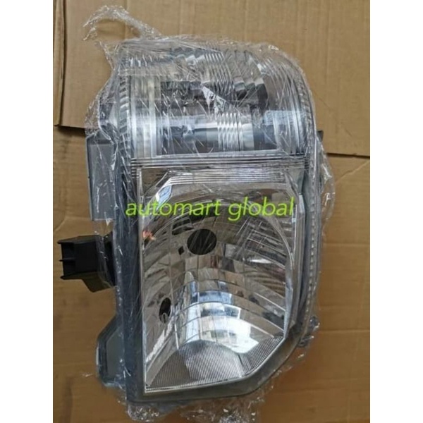 Head lamp lampu depan hiace commuter 2014 up tyc asli 1pc