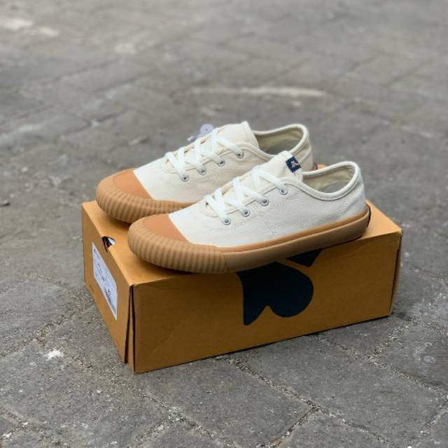 Brodo Vulcan Low Off White GS