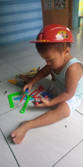 Mainan Helm Konstruksi Tools Perkakas Alat Tukang