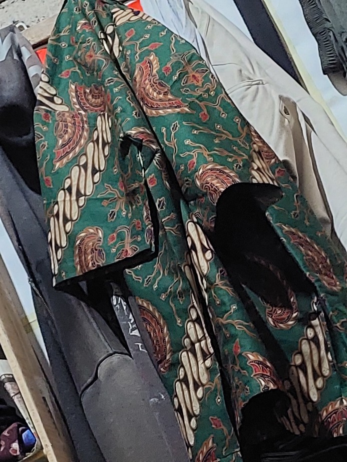 Soko Aji Hijau Kemeja Batik Pria Full Furing Katun Sragenan