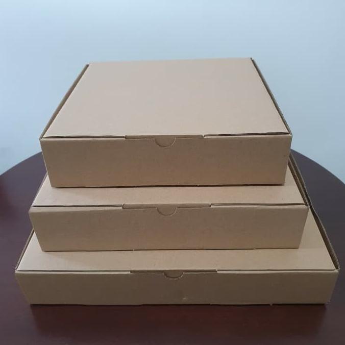 

Kardus / Dus / Kotak / Box Pizza 25 X 25 X 5 ISI 10 LEMBAR