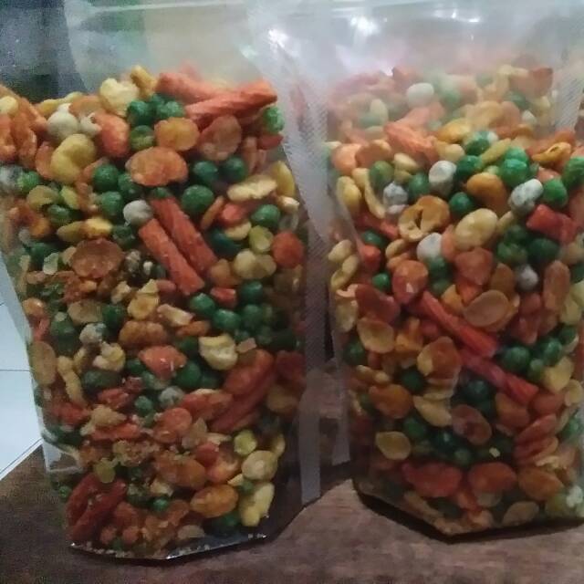 

Kacang campur 250 gr