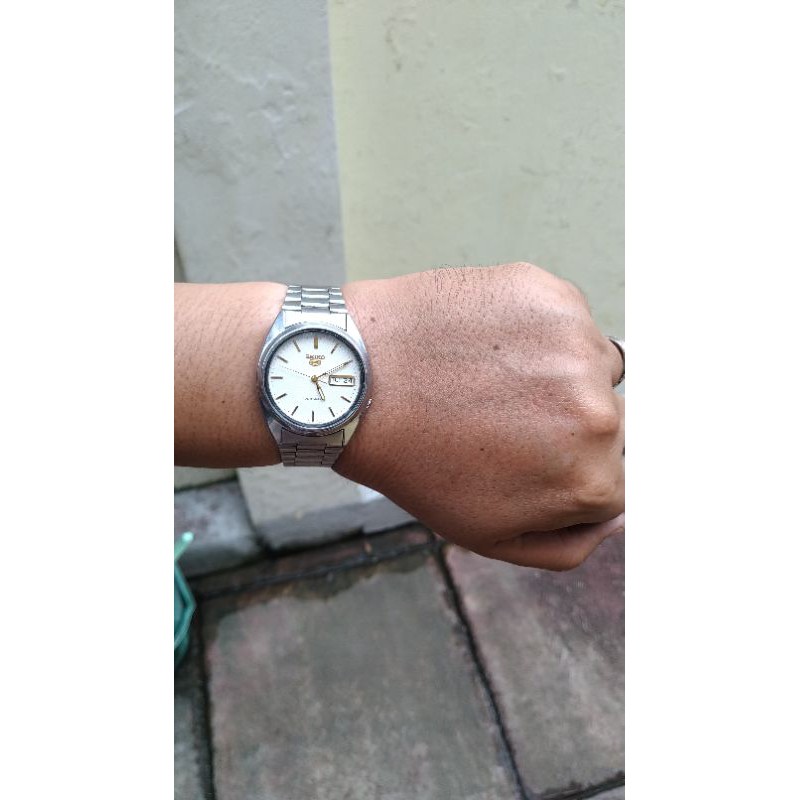 jam tangan seiko cal 7s26  white dial second bekas original