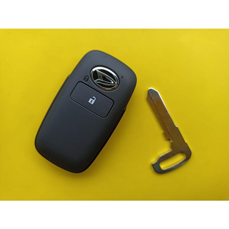 Kunci remot smart key daihatsu Rocky New xenia