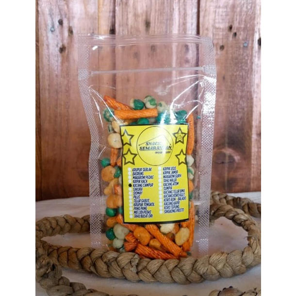 

Cemilan Kacang Campur/Mix Murah Semarang