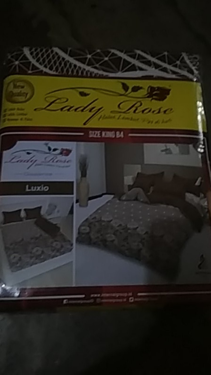 Sprei Lady Rose Uk. King (180x200)cm Bantal 4 Pcs (b4) Motif Gabungan 4