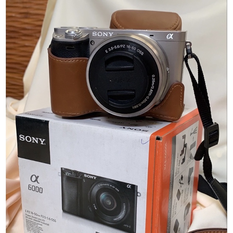 kamera mirrorless sony A6000 (second pemakaian pribadi) NETT