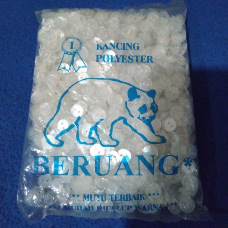 

kancing baju warna putih bening lobang dua merk beruang 1 bungkus