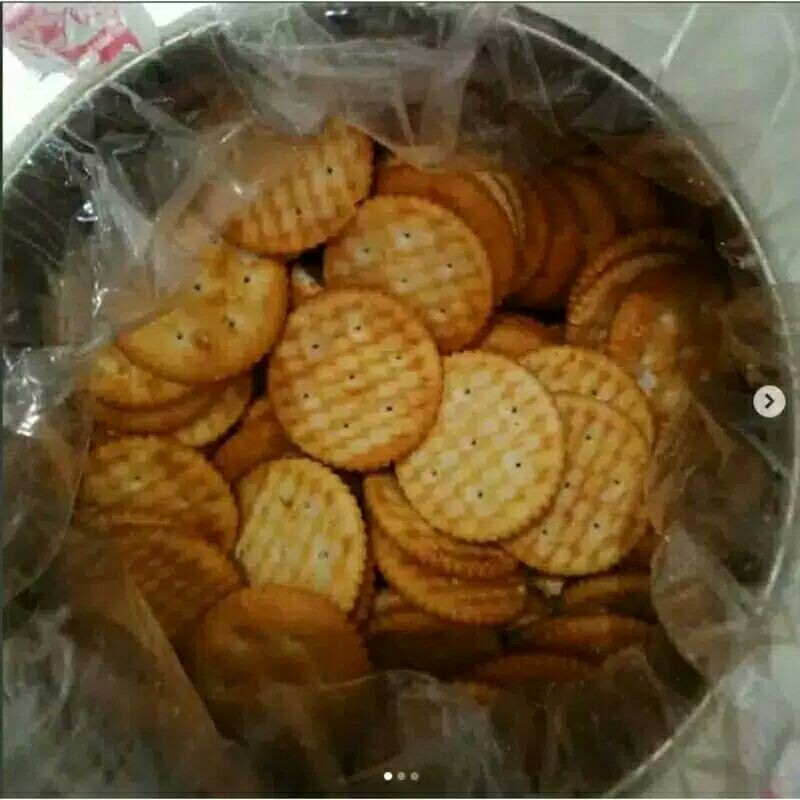 

Import Biskuits Cheese Julie's/Kentang Pia 200gram