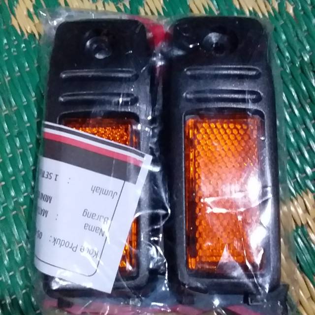 Mata kucing astrea grand