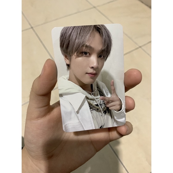 Photo Card/ PC haechan jewel universe