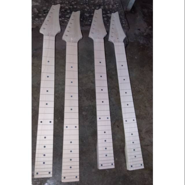 Neck gitar