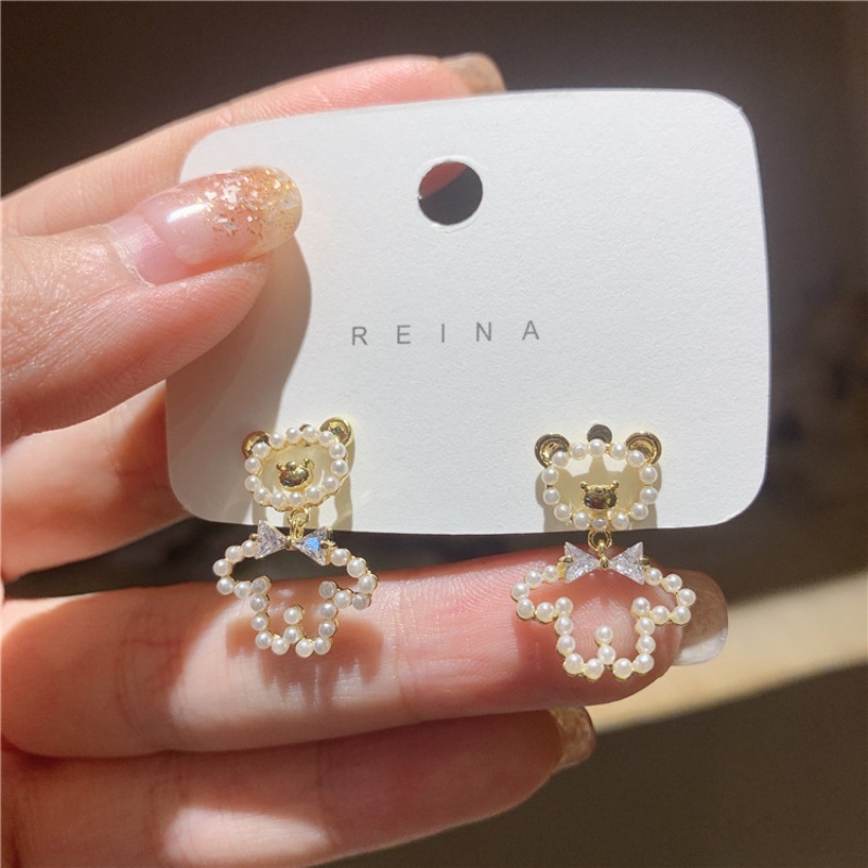 Anting Beruang Mutiara Busur Berlian Berkilau Aksesoris Telinga Lucu Korea Wanita