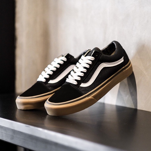 BISA COD SEPATU VANS_OLD CLASSIC BLACK GUM VANS HITAM PUTIH TERLARIS 2022