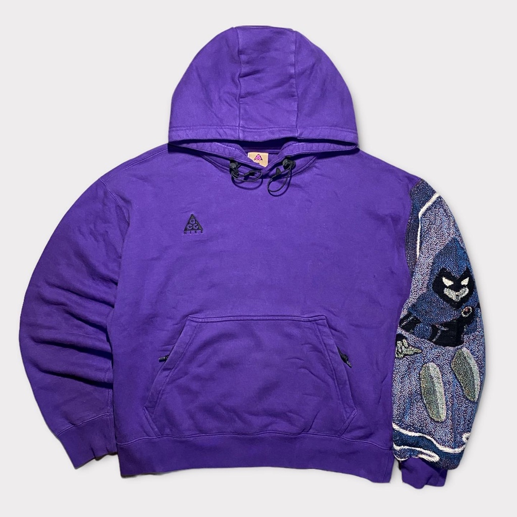 Raven on Nike ACG Hoodie @reworkbymike