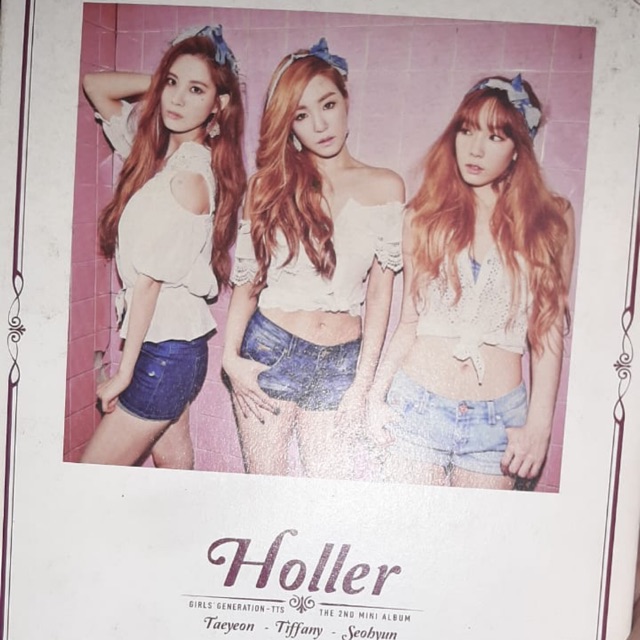 Album SNSD TTS Holler (Korean Version)