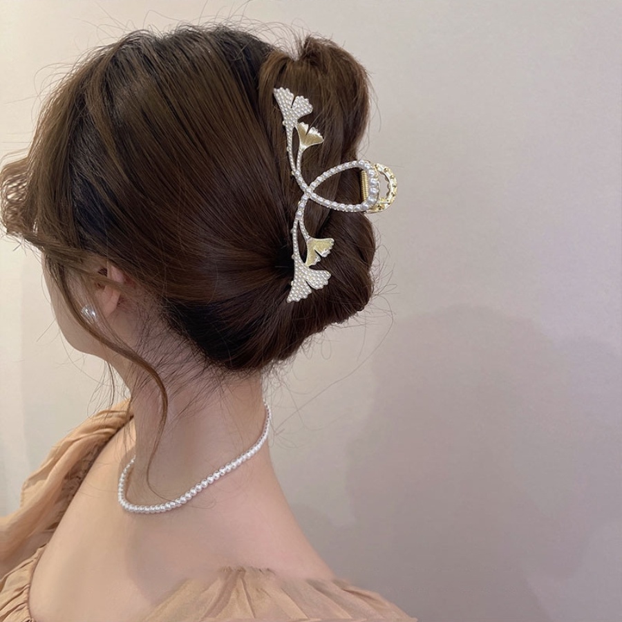 Jepit Rambut Ponytail Bahan Metal Aksen Mutiara Dan Berlian Imitasi Gaya Korea Untuk Wanita