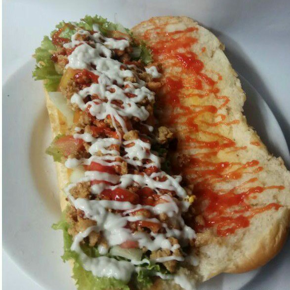 

Long Burger Big Size, dengan daging cacah rasa tongseng