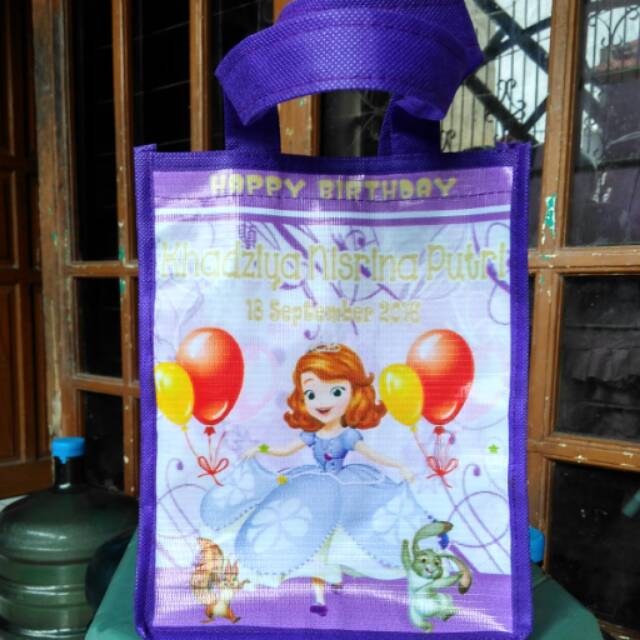 

tassouvenir/shopia25x20x12