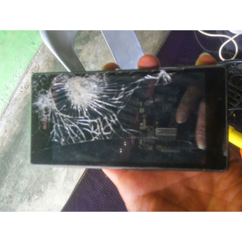 sony m2 minus layar
