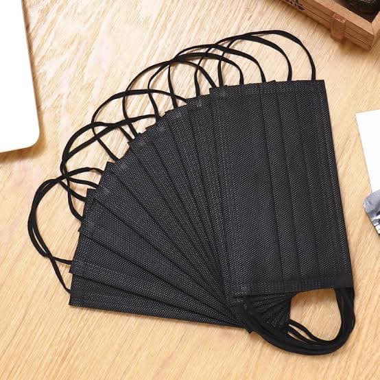 Masker Hitam Face Mask 3ply 50pcs 3ply masker medis hitam pekat 3ply masker earloop hitam murah