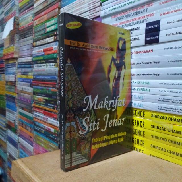 Buku Bestseller MAKRIFAT SITI JENAR Teologi Pinggiran Dalam kehidupan Wong Cilik